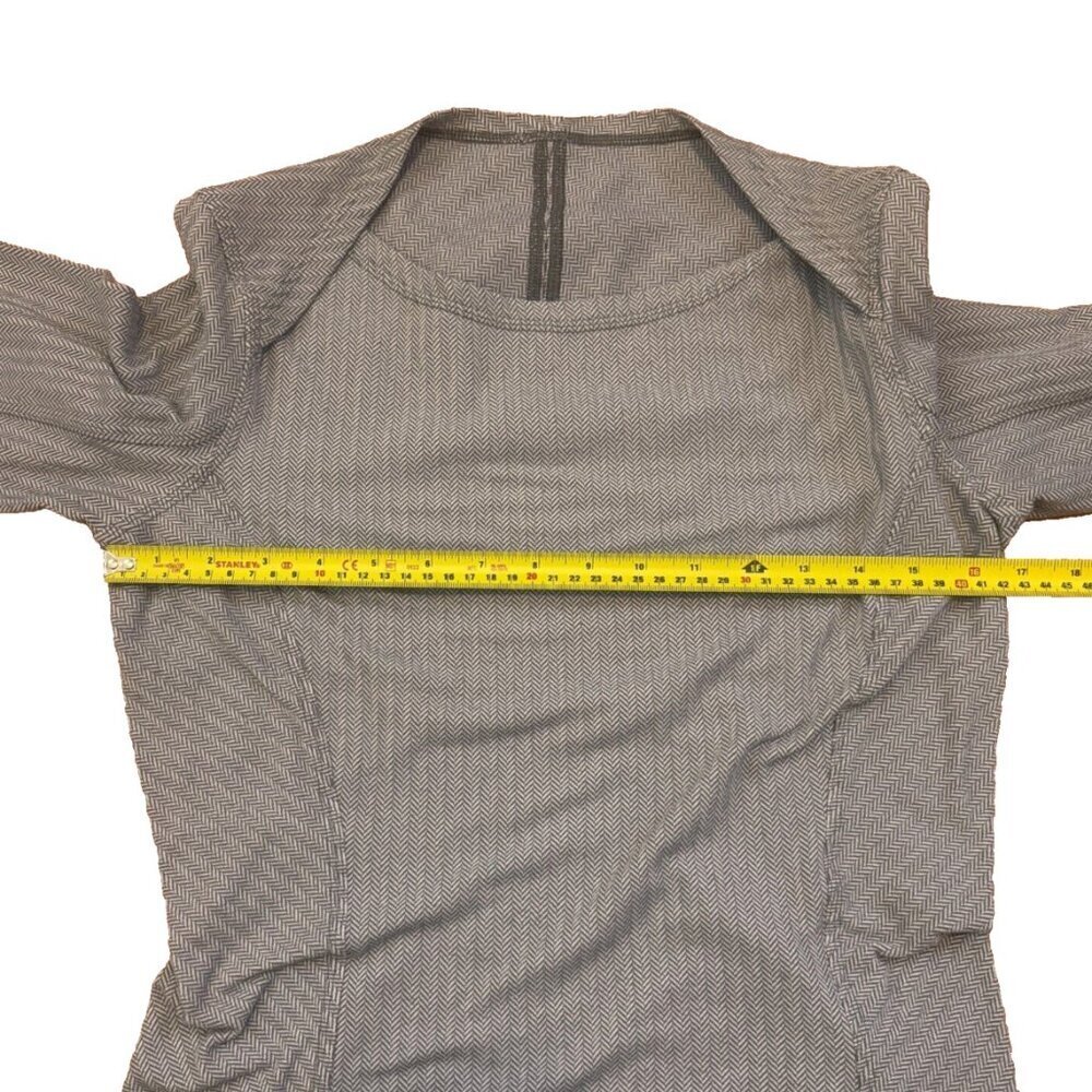Lululemon Kanto Catch Me Womens 8 Long Sleeve Heathered Gray Athletic Shirt - Picture 8 of 9
